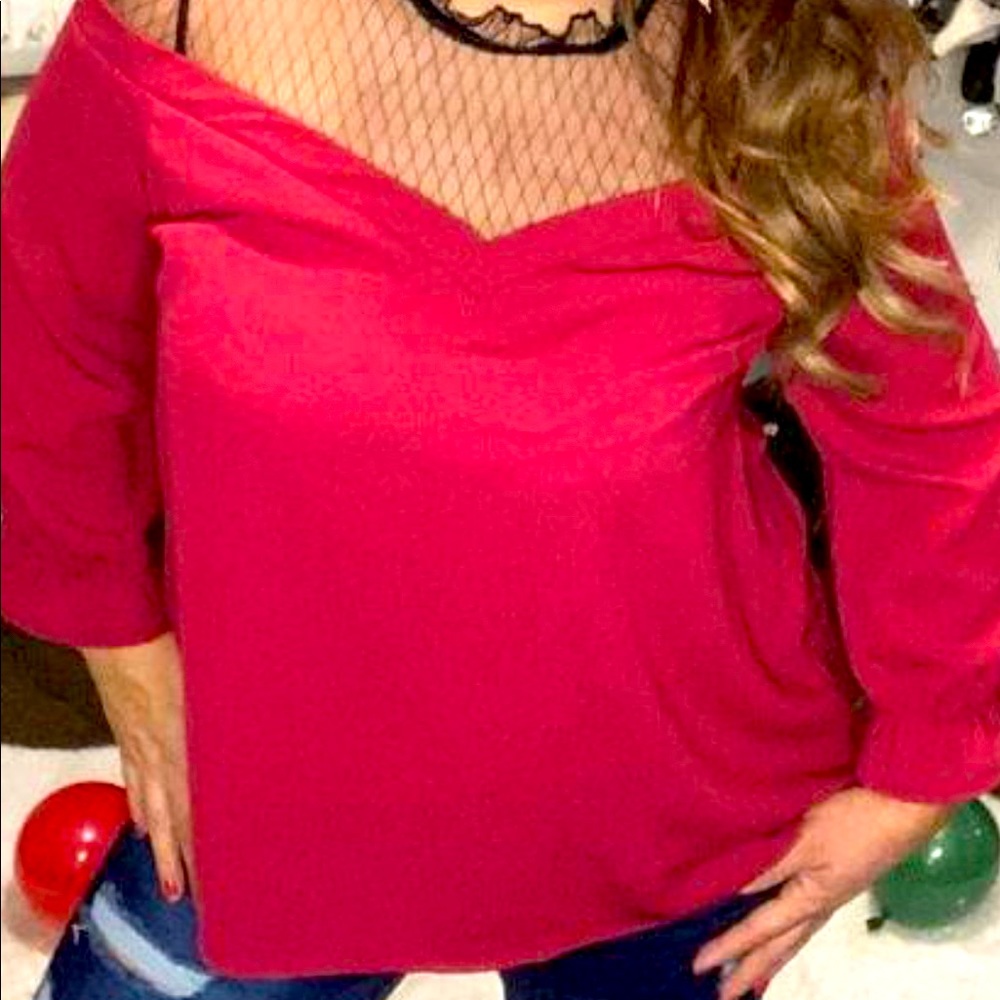 Maroon color Top relaxed fit with sweetheart neckline with sheer lace like top